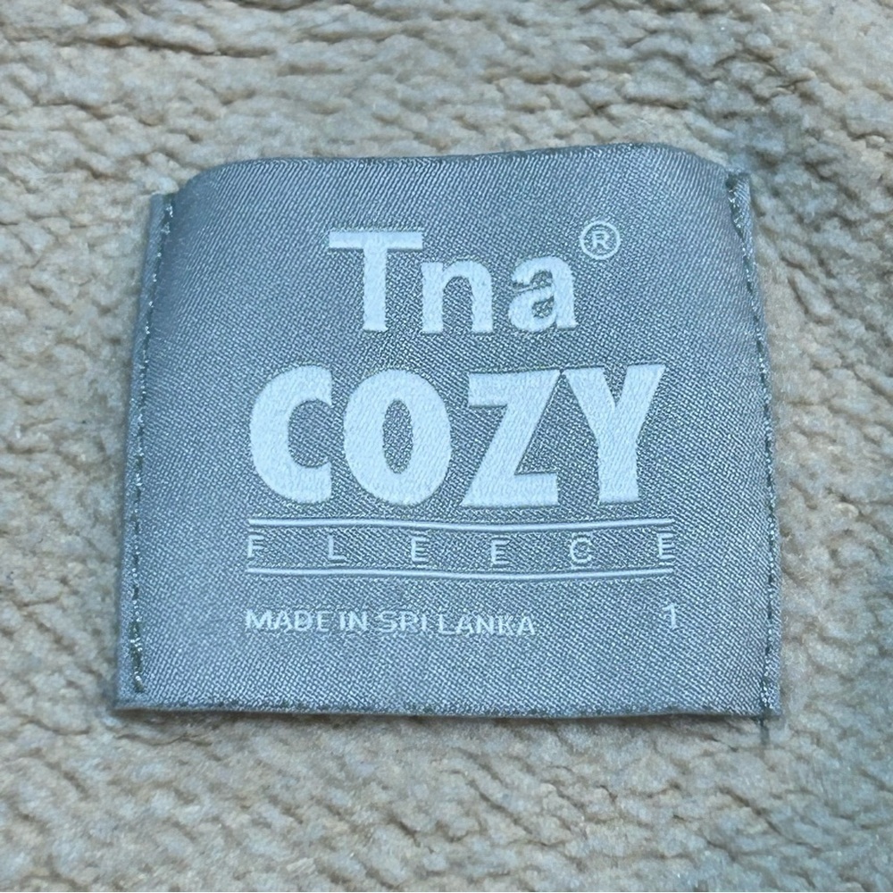 Tna Aritzia Cozy Fleece Boyfriend Hoodie Beige Tan Modern Taupe - Picture 3 of 8